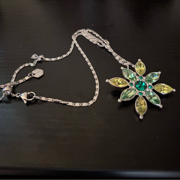 Touchstone Crystal Silver Green Nature-Inspired Necklace - Picture 2 of 6